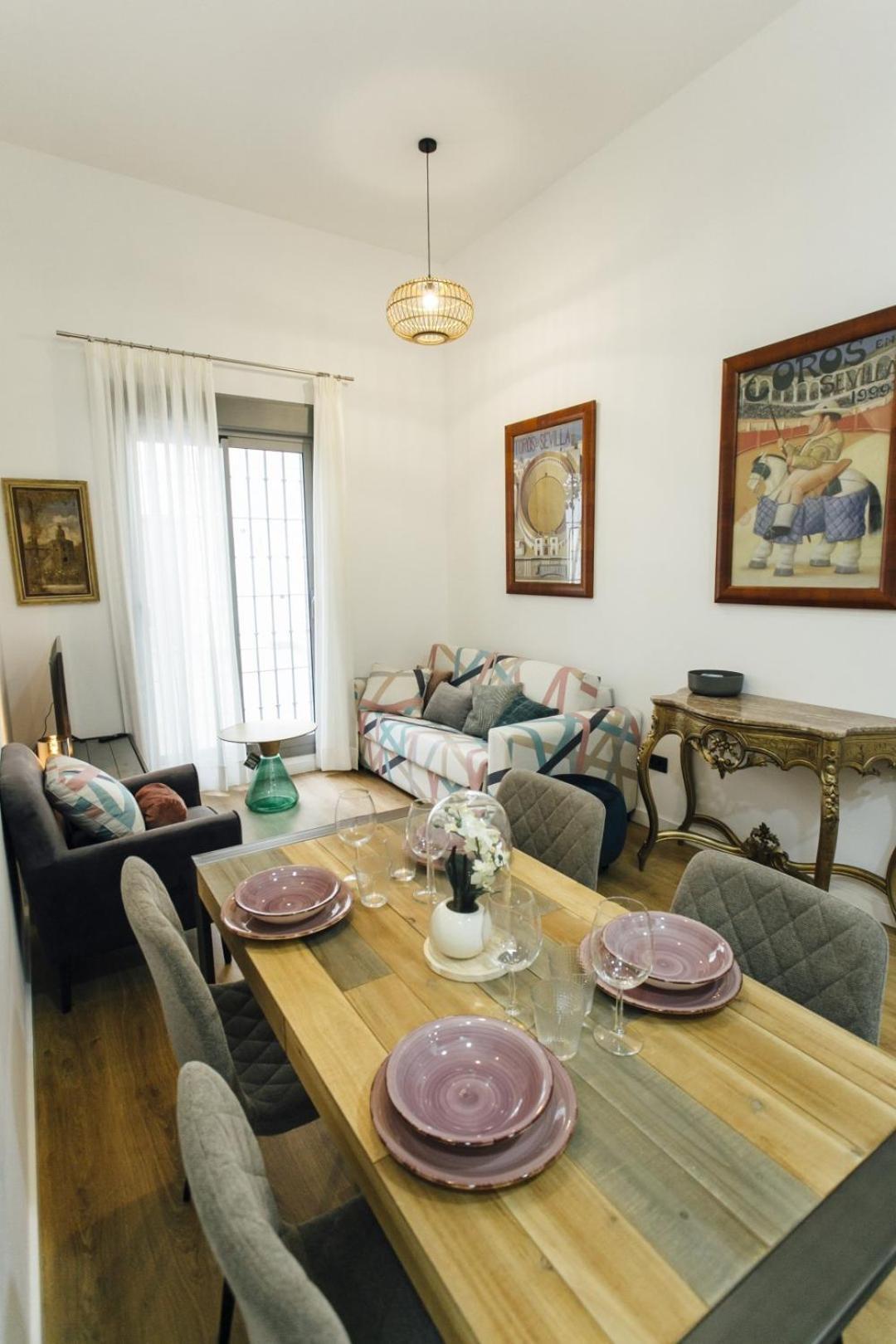 Modern With Seasonal Swimming Pool- 1Bd 1Bth- Goyeneta Lejlighed Sevilla Eksteriør billede