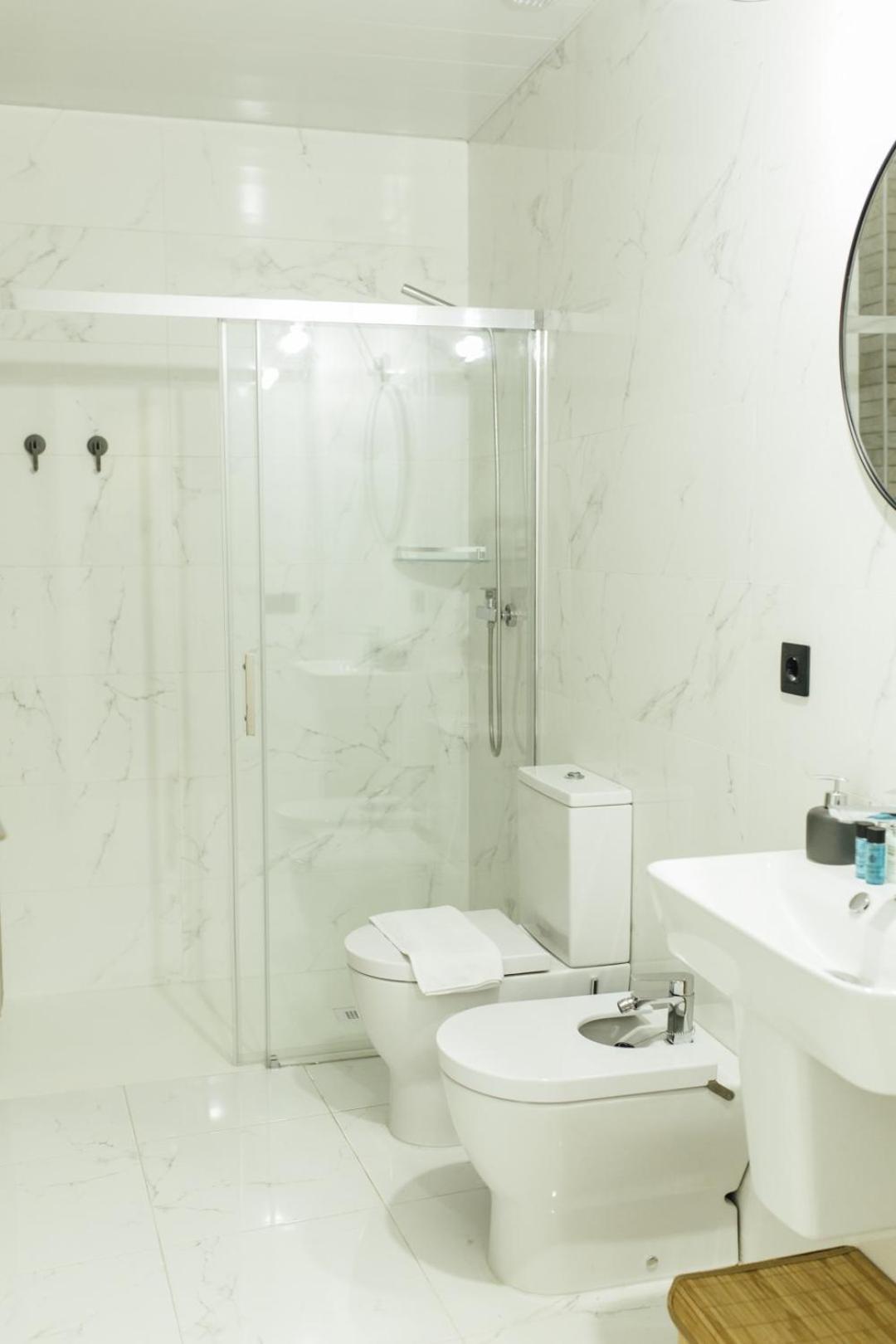 Modern With Seasonal Swimming Pool- 1Bd 1Bth- Goyeneta Lejlighed Sevilla Eksteriør billede